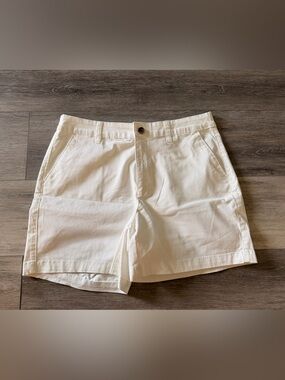A New Day White Chino Shorts - Size 8